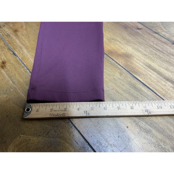 Lululemon Burgundy On The Fly Elastic Waist Drawstring 7/8 Womens Pants 6 - Picture 10 of 11